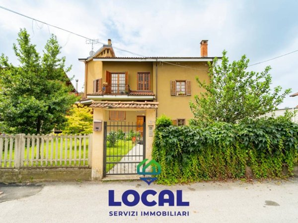 casa indipendente in vendita a Cuneo in zona Madonna delle Grazie