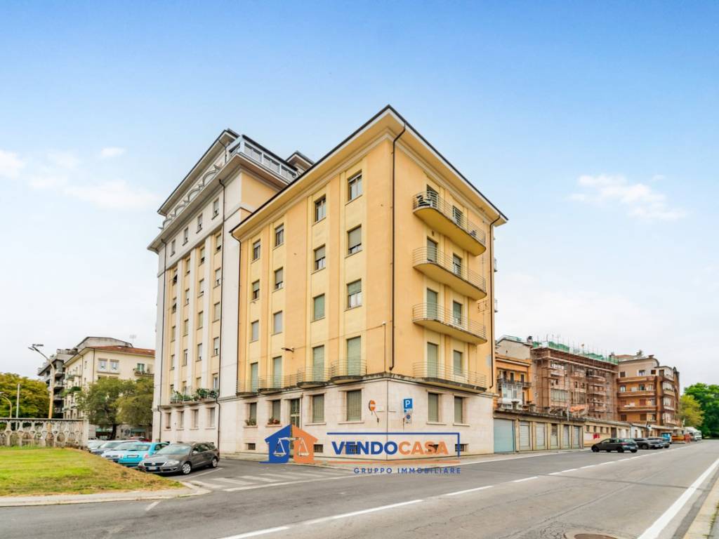appartamento in vendita a Cuneo in zona Centro Città