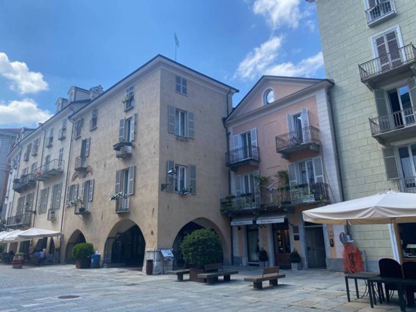 appartamento in vendita a Cuneo in zona Centro Città
