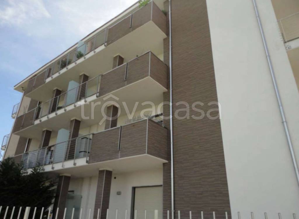 appartamento in vendita a Cuneo in zona Confreria