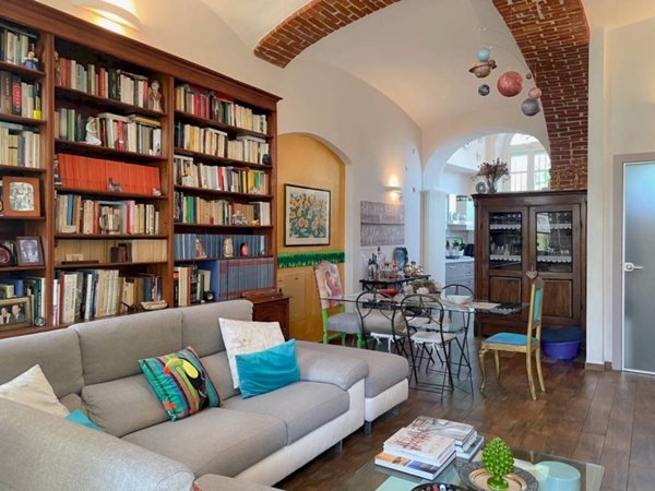 casa indipendente in vendita a Cuneo in zona Centro Città