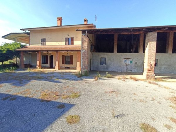 casa indipendente in vendita a Cuneo in zona Madonna dell'Olmo