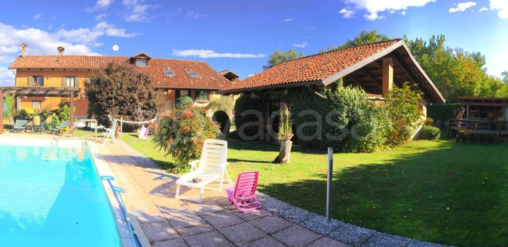 casa indipendente in vendita a Cuneo in zona Madonna dell'Olmo