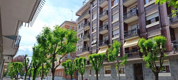 appartamento in vendita a Cuneo in zona Centro Città