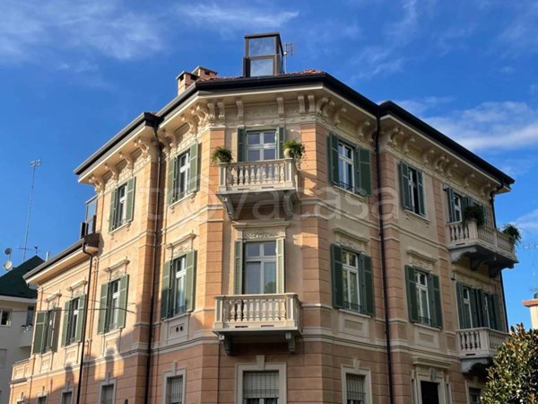 appartamento in vendita a Cuneo in zona Viale degli Angeli