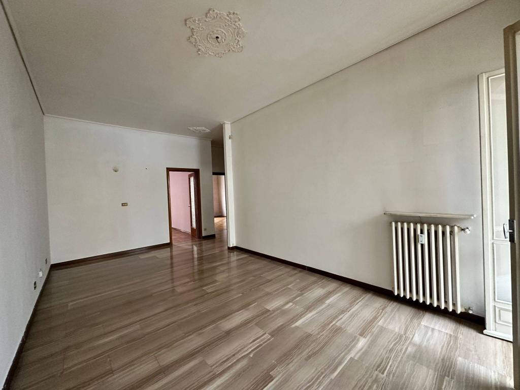 appartamento in vendita a Cuneo in zona Centro Città