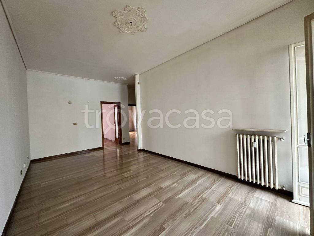 appartamento in vendita a Cuneo in zona Centro Città