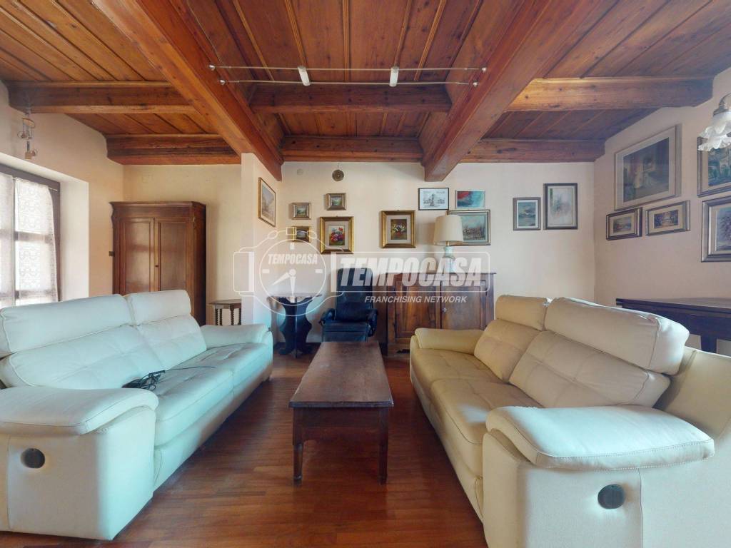 appartamento in vendita a Cuneo in zona Centro Città