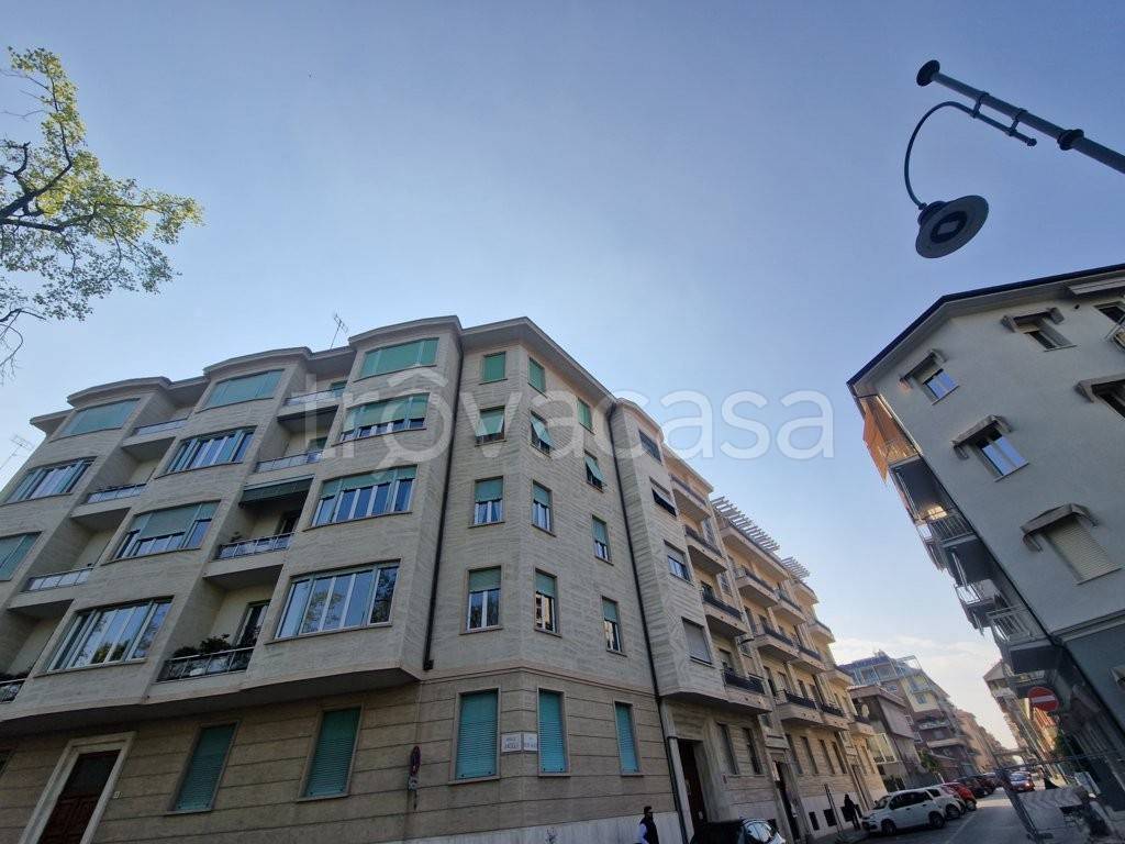 appartamento in vendita a Cuneo in zona Viale degli Angeli
