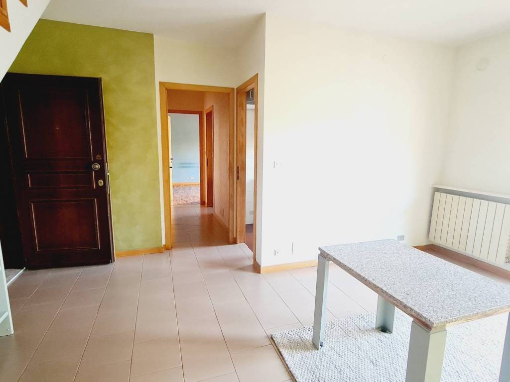 appartamento in vendita a Cuneo in zona San Rocco Castagnaretta