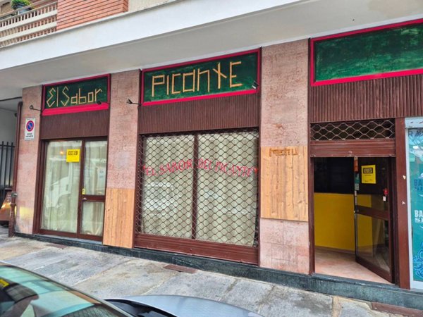 negozio in vendita a Cuneo in zona Centro Città