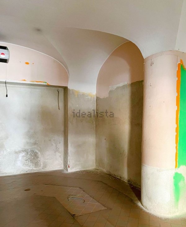 negozio in vendita a Cuneo