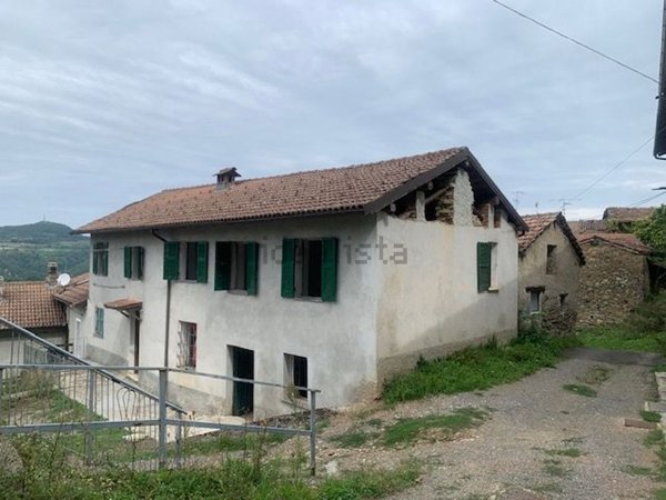 casa indipendente in vendita a Cuneo in zona Borghetto
