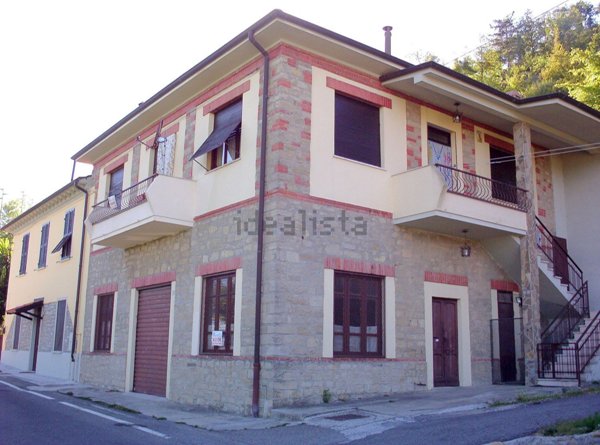 casa indipendente in vendita a Cuneo in zona Borghetto