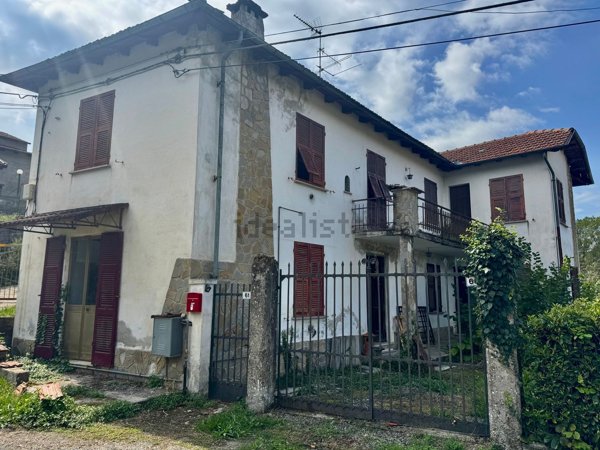casa indipendente in vendita a Cuneo in zona Borghetto