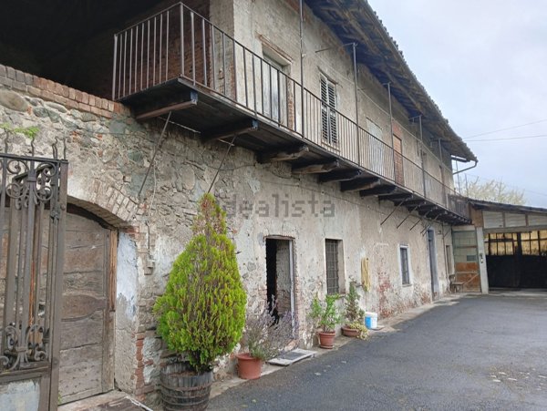 casa indipendente in vendita a Cuneo