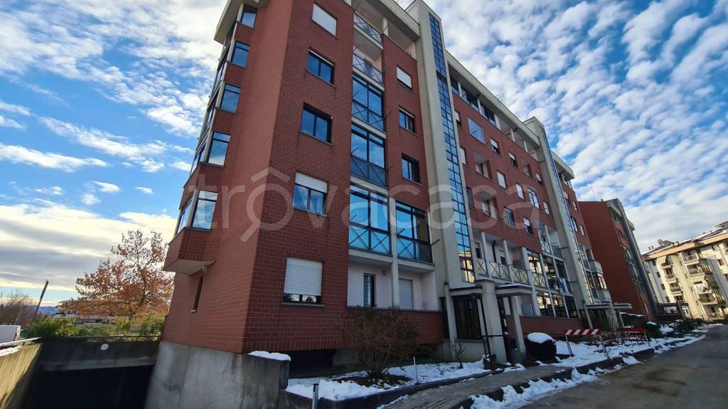 appartamento in vendita a Cuneo in zona Viale degli Angeli