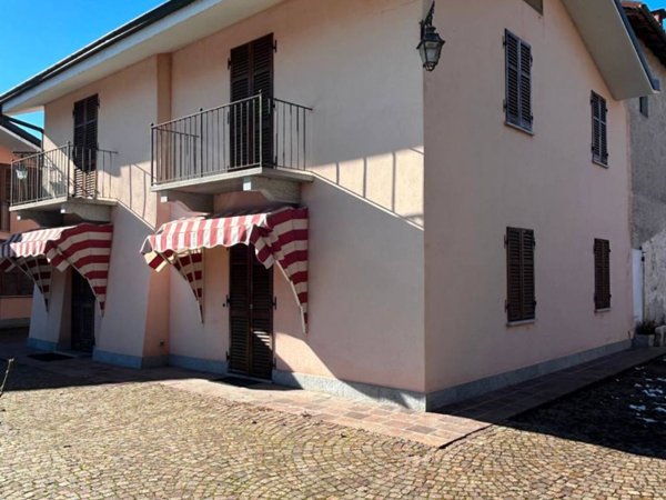 casa indipendente in vendita a Cuneo in zona Spinetta