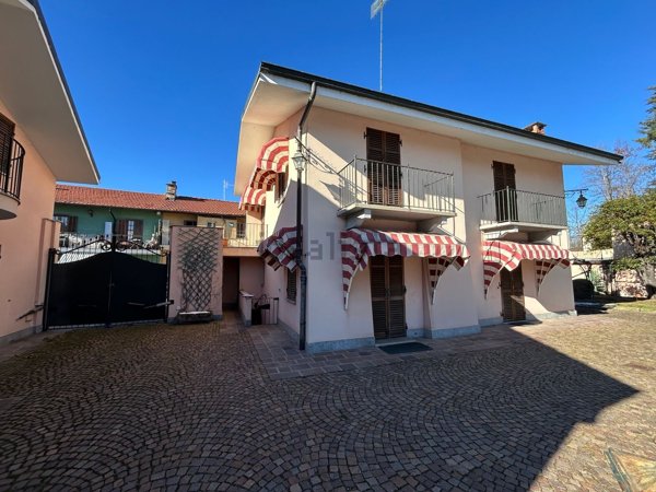 casa indipendente in vendita a Cuneo