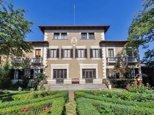 casa indipendente in vendita a Cuneo