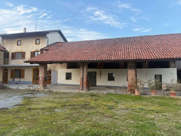 casa indipendente in vendita a Cuneo in zona Roata Rossi