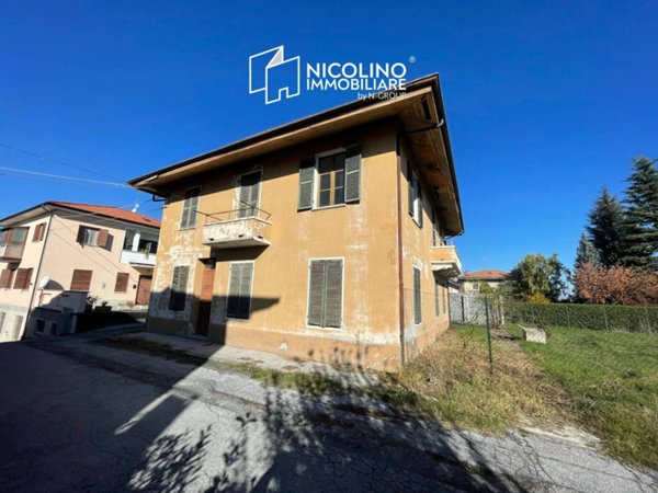 casa indipendente in vendita a Cuneo in zona Madonna delle Grazie