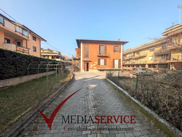casa indipendente in vendita a Cuneo in zona Borgo San Giuseppe