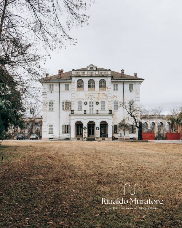 villa in vendita a Cuneo in zona Centro Città
