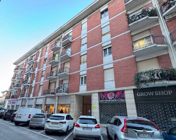 appartamento in vendita a Cuneo in zona Centro Città