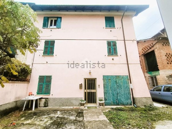 casa indipendente in vendita a Cuneo in zona Borghetto