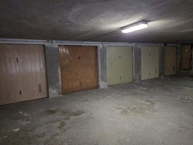 locale di sgombero in vendita a Cuneo in zona Viale degli Angeli