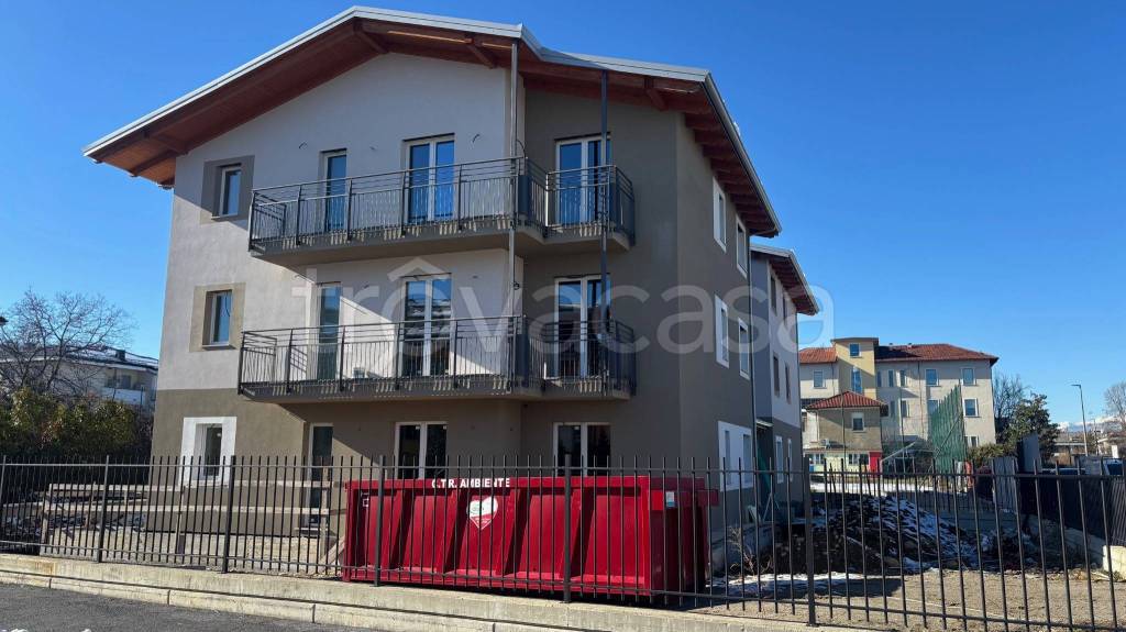 appartamento in vendita a Cuneo in zona San Rocco Castagnaretta