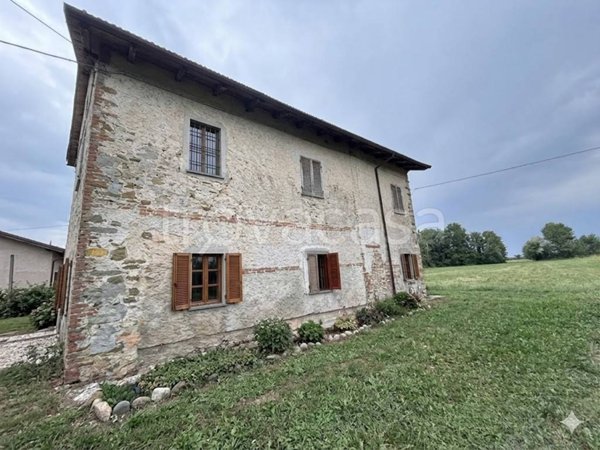 casa indipendente in vendita a Cuneo in zona Ronchi