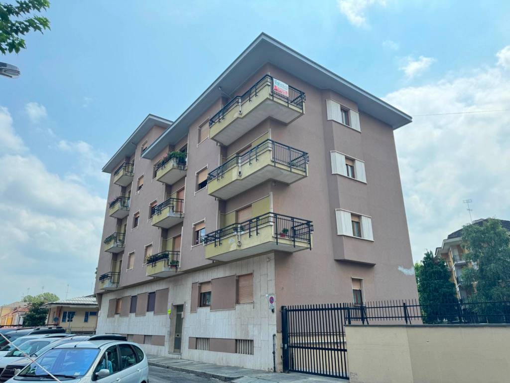 appartamento in vendita a Cuneo in zona San Rocco Castagnaretta