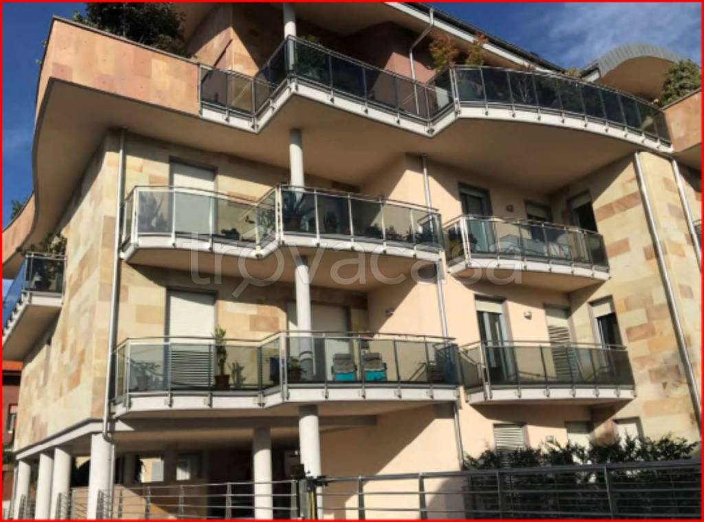 appartamento in vendita a Cuneo in zona San Rocco Castagnaretta