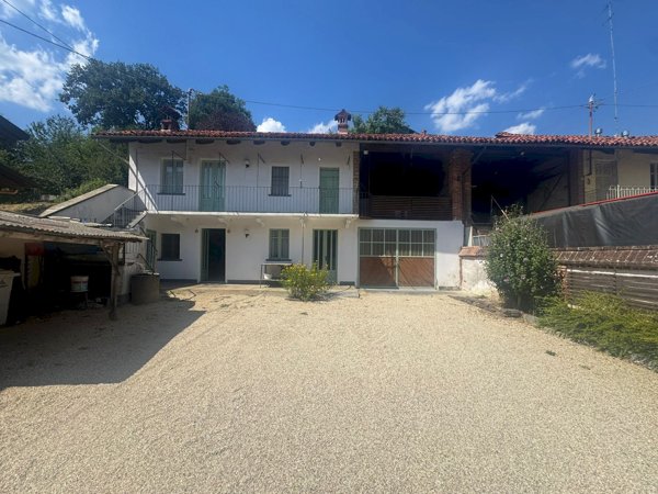 casa indipendente in vendita a Cuneo