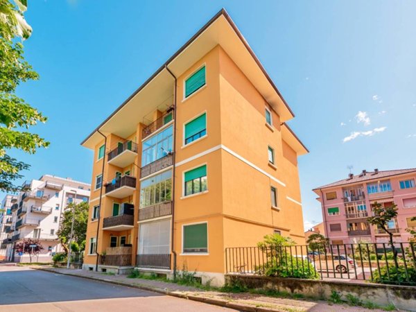 appartamento in vendita a Cuneo in zona San Rocco Castagnaretta