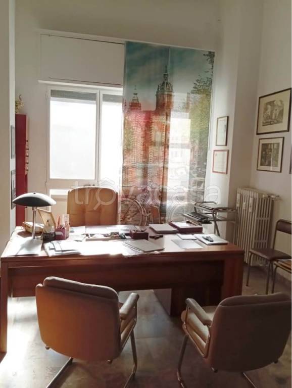 negozio in vendita a Cuneo