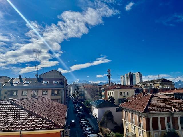 appartamento in vendita a Cuneo in zona San Rocco Castagnaretta