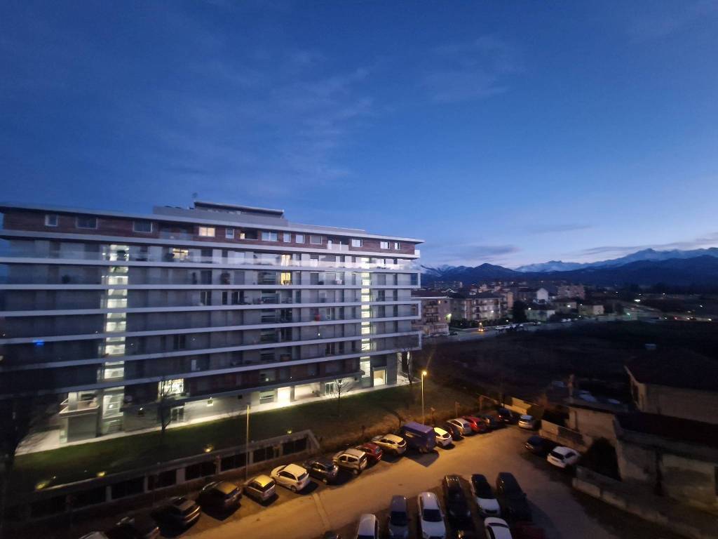appartamento in vendita a Cuneo in zona San Rocco Castagnaretta