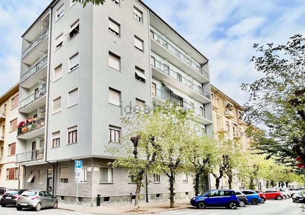 appartamento in vendita a Cuneo in zona Viale degli Angeli