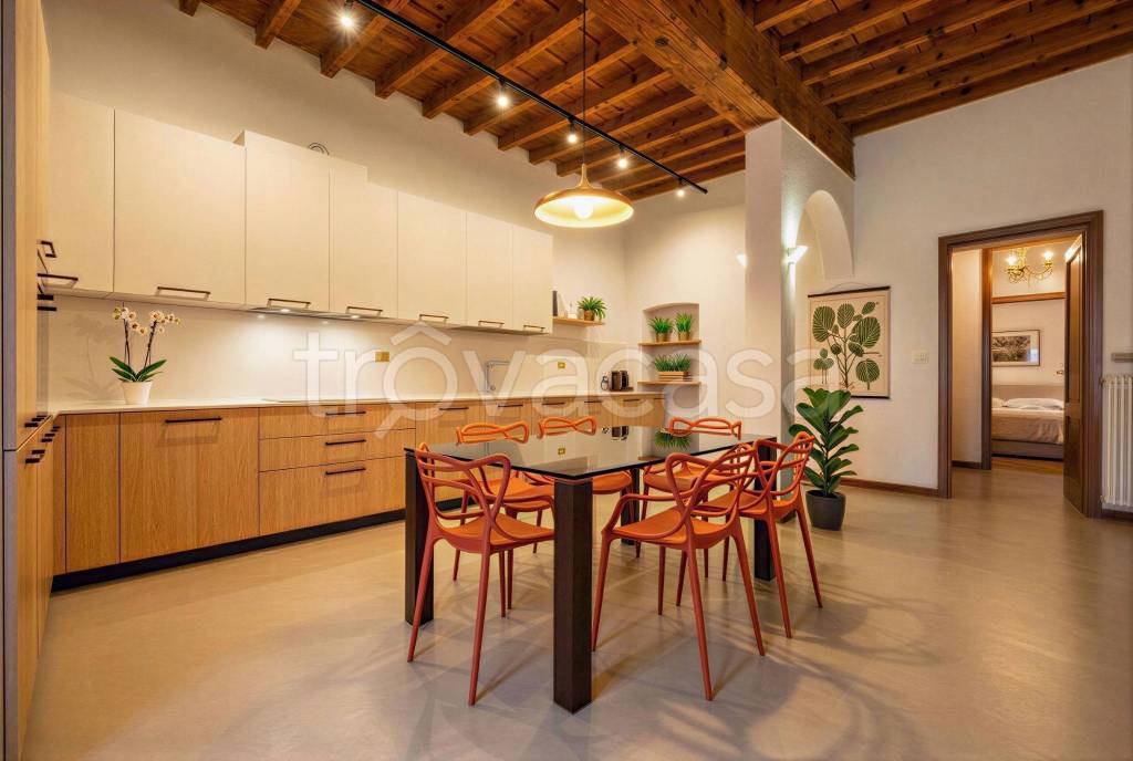 appartamento in vendita a Cuneo in zona Centro Città