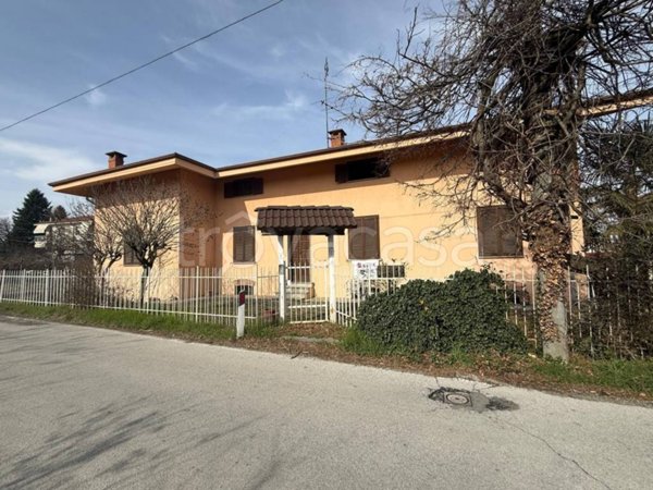 casa indipendente in vendita a Cuneo in zona Madonna dell'Olmo