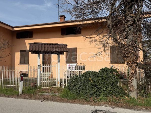 casa indipendente in vendita a Cuneo in zona Madonna dell'Olmo