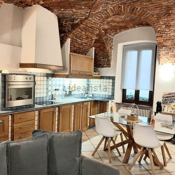 appartamento in vendita a Cuneo in zona Centro Città