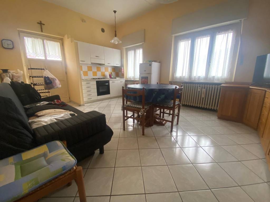 appartamento in vendita a Cuneo in zona Centro Città