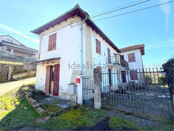 casa indipendente in vendita a Cuneo in zona Borghetto