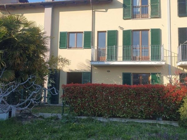 casa indipendente in vendita a Cuneo in zona San Rocco Castagnaretta
