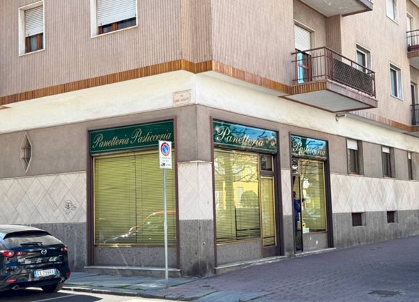 locale commerciale in vendita a Cuneo