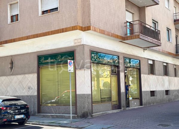 negozio in vendita a Cuneo